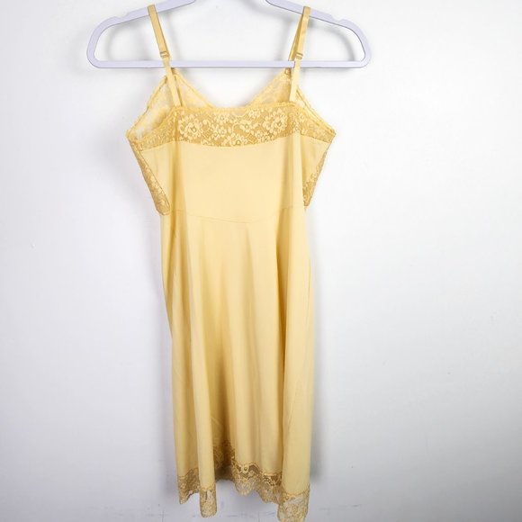 Vanity Fair Pale Yellow Slip Dress Size 32 or Small Indie Sleaze Night Luxe - Picture 4 of 6